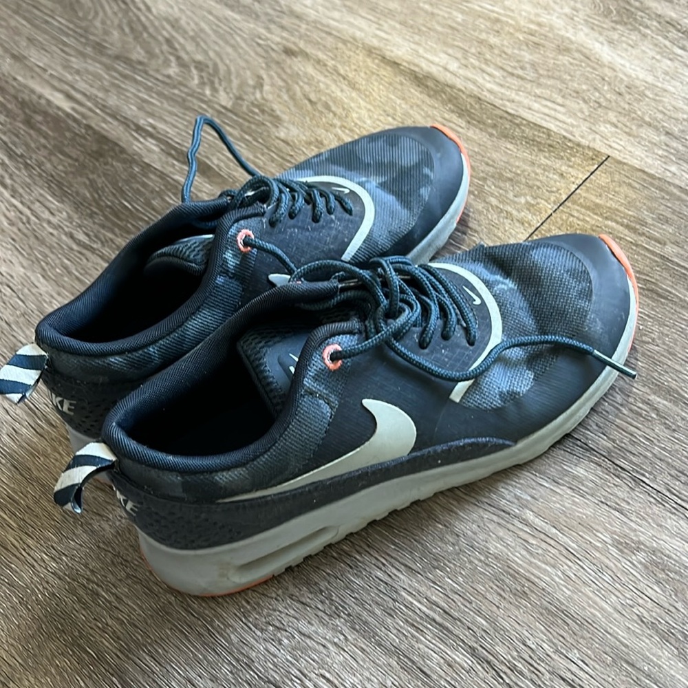 Air Max 1 Thea Women’s Sz 6.5